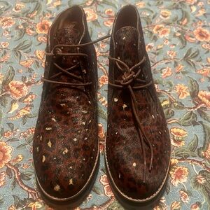 Madewell calfskin boots.